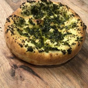 Garlic bread (pain à pizza à la persillade) (A)